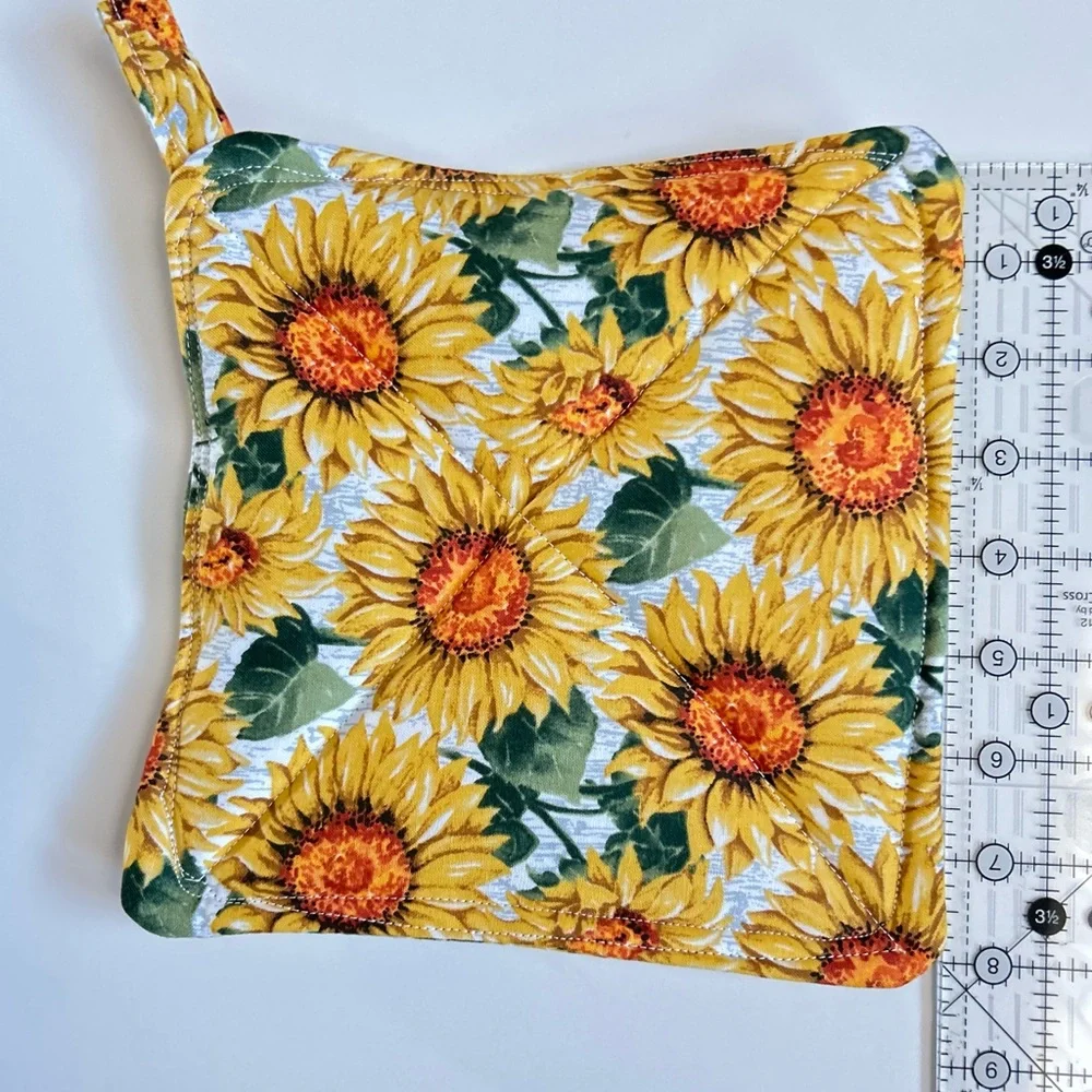 Hand Crafted Colorful Floral Sunflowers Two Fabric Potholders Hot Mat Trivet